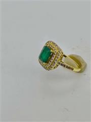 Emerald Lady's Stone & Diamond Ring 65 Diamonds 3.25 Carat T.W. 14K Yellow Gold